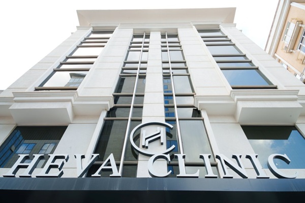 Strutture della Heva Clinic a Istanbul Moderno centro medico della Heva Clinic a Istanbul specializzato in trapianti di capelli afro e DHI